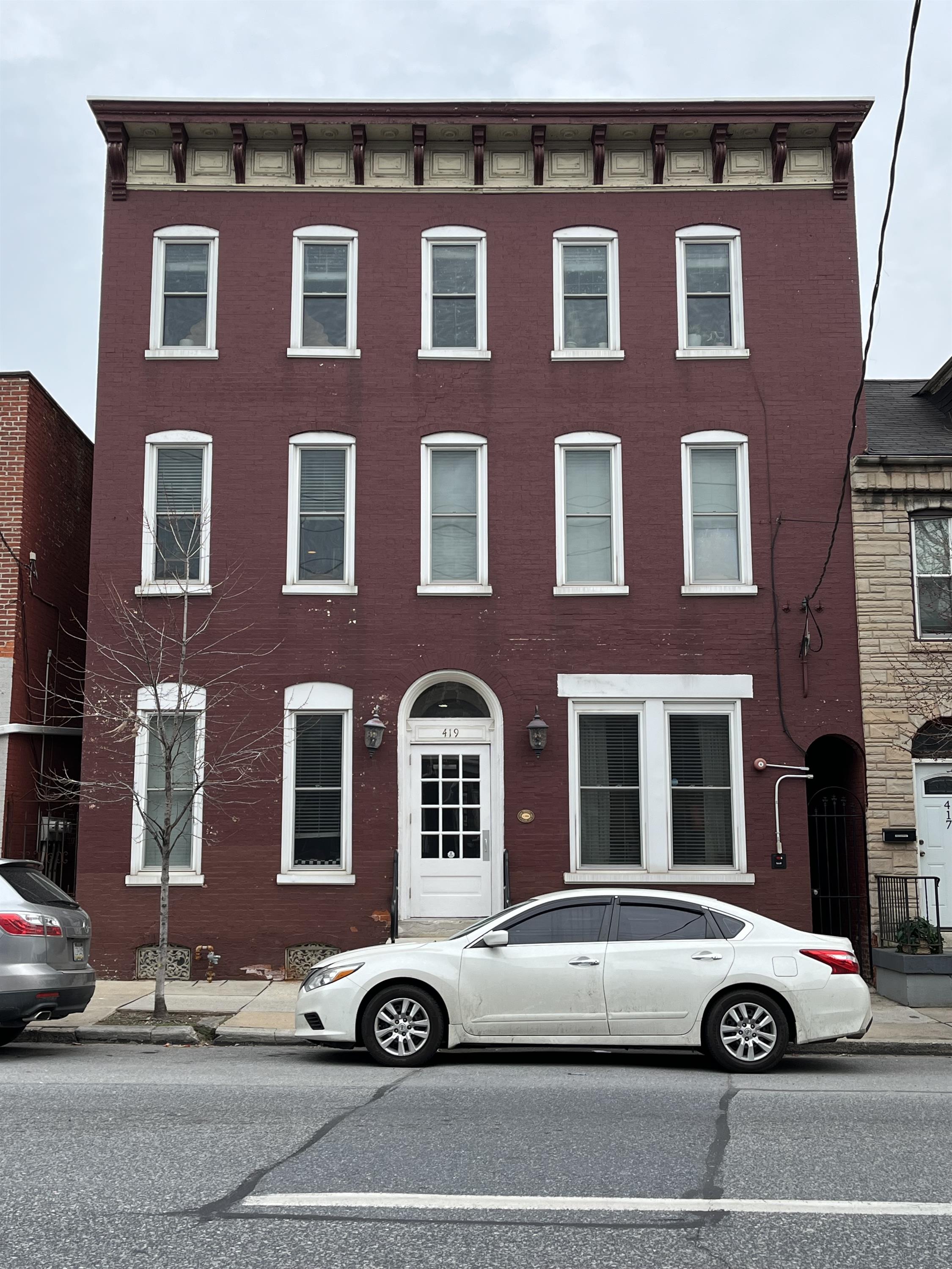 419 North Queen Street - 1N